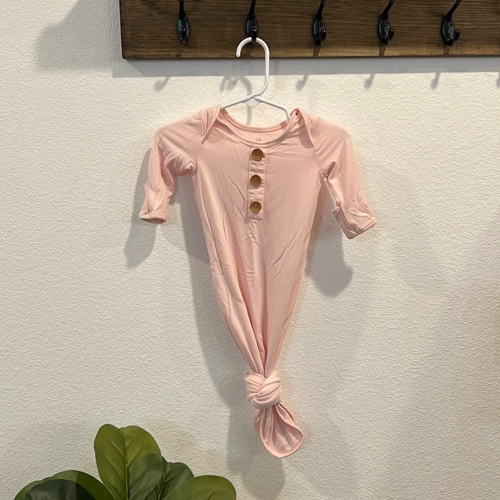 Caden Lane Gown with Matching Hat